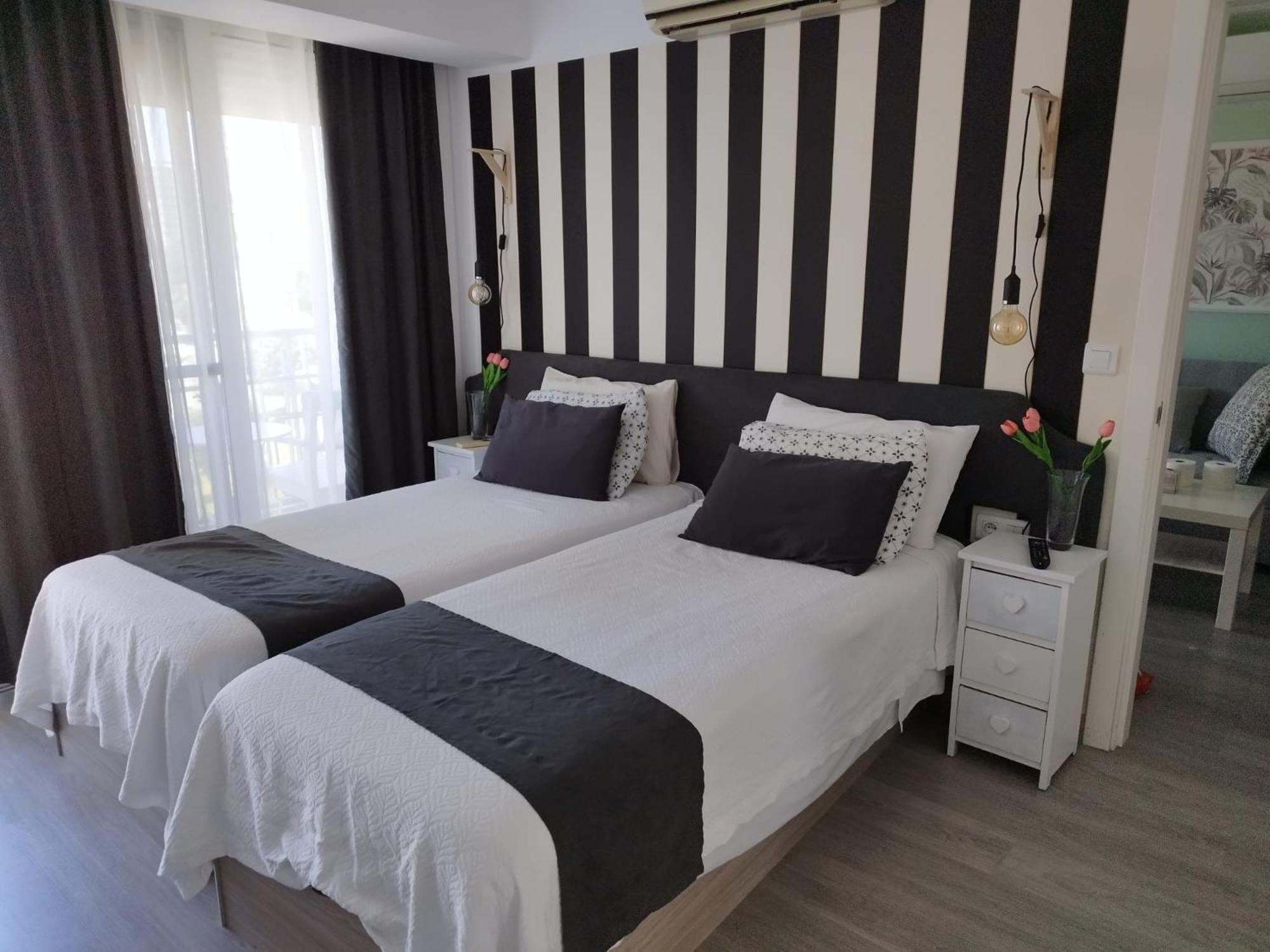 M1 403 Frontal Al Mar Vistas Terraza Y Wifi Apartment Беналмадена Екстериор снимка