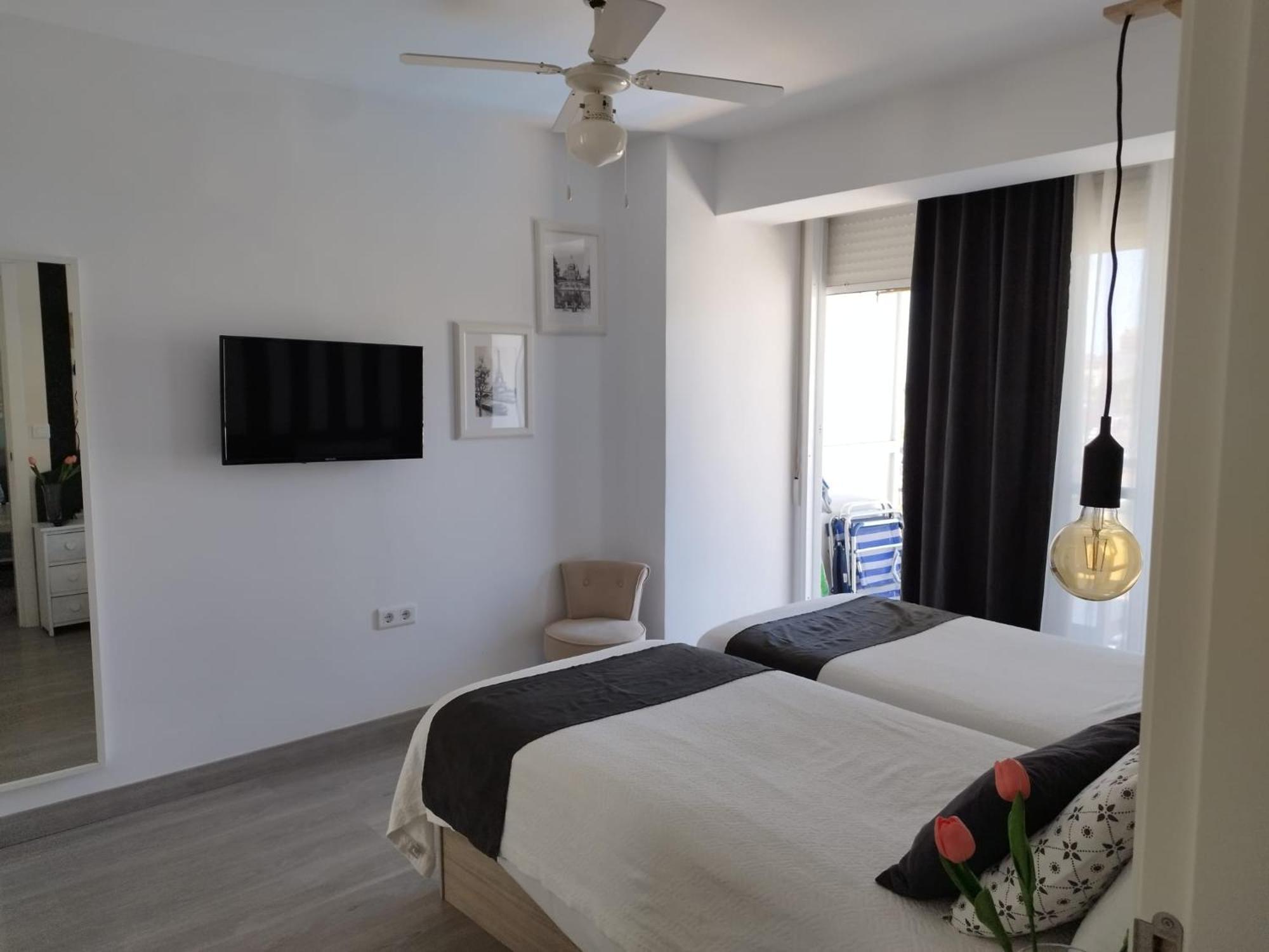 M1 403 Frontal Al Mar Vistas Terraza Y Wifi Apartment Беналмадена Екстериор снимка