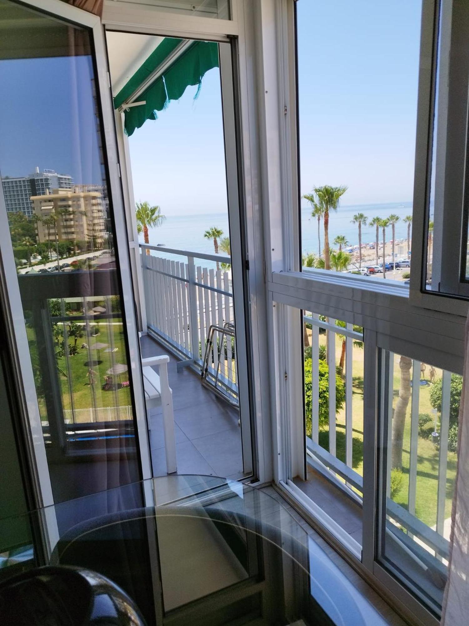 M1 403 Frontal Al Mar Vistas Terraza Y Wifi Apartment Беналмадена Екстериор снимка